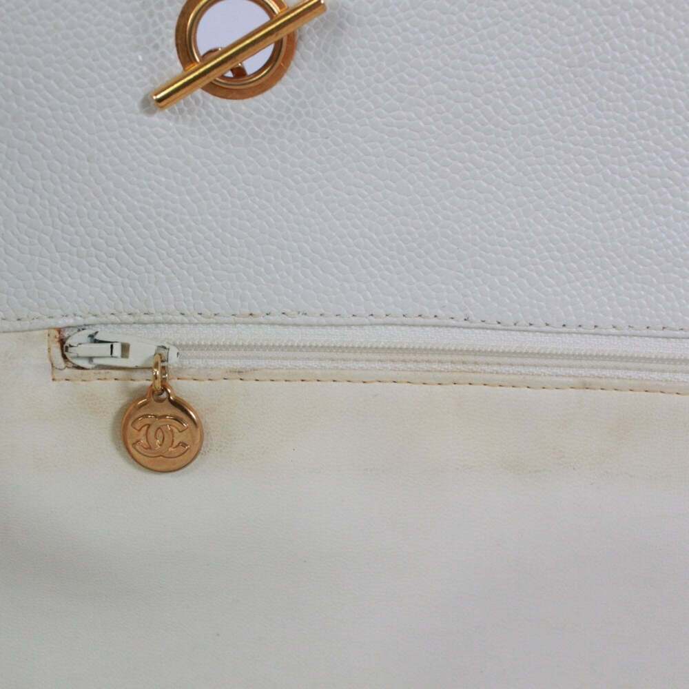 CHANEL White Caviar Leather Logo Tote Bag - Picture 12 of 16